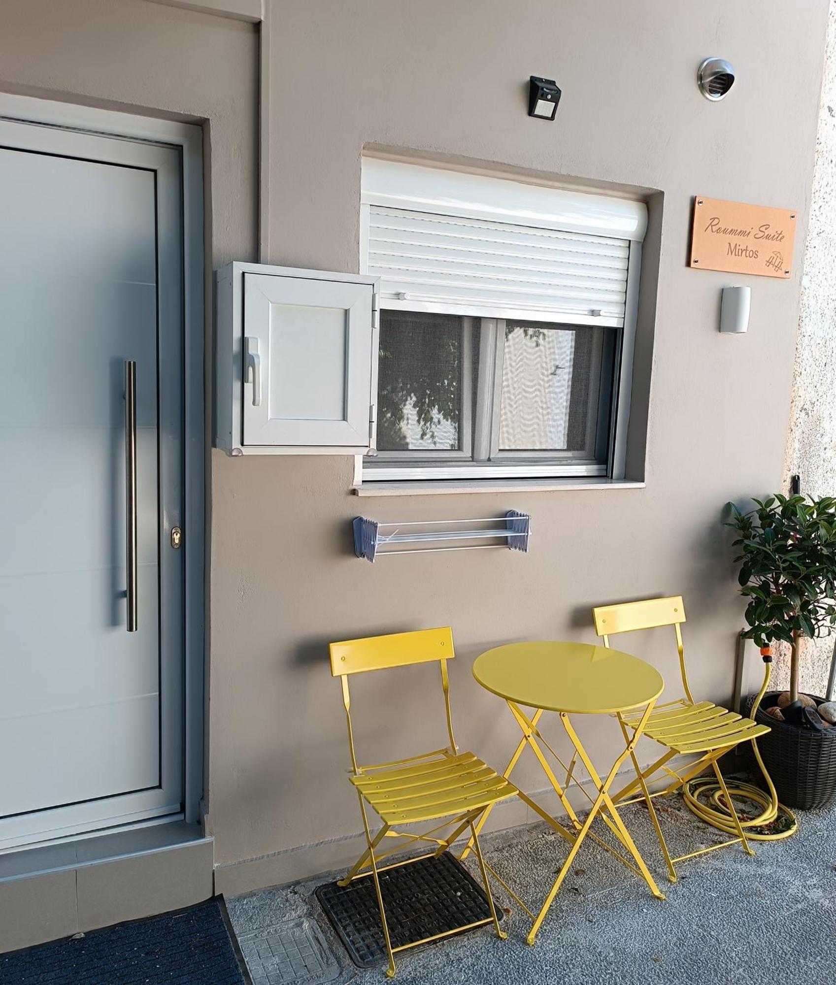 Roummi Suite Mirtos Exterior foto